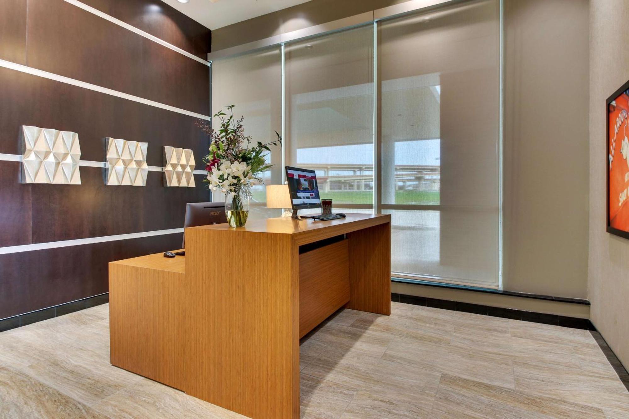 Drury Plaza Hotel Dallas Richardson Exterior photo