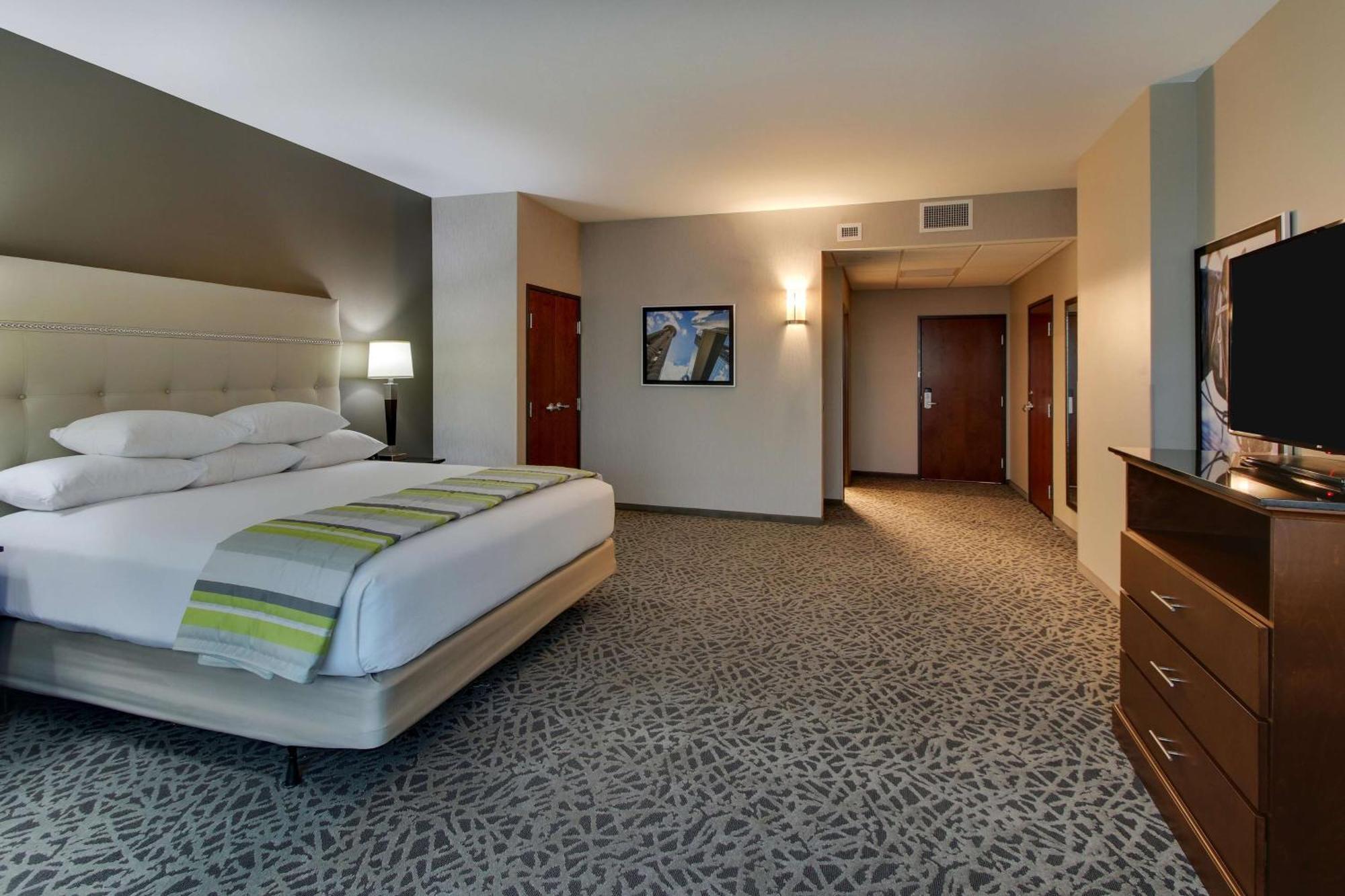 Drury Plaza Hotel Dallas Richardson Exterior photo