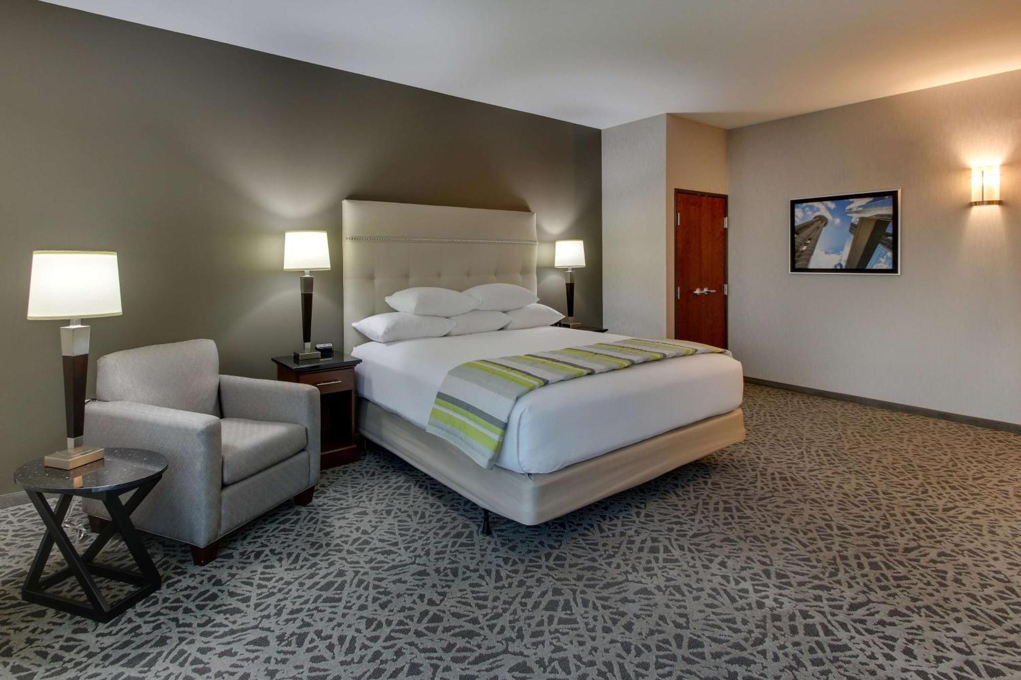Drury Plaza Hotel Dallas Richardson Exterior photo